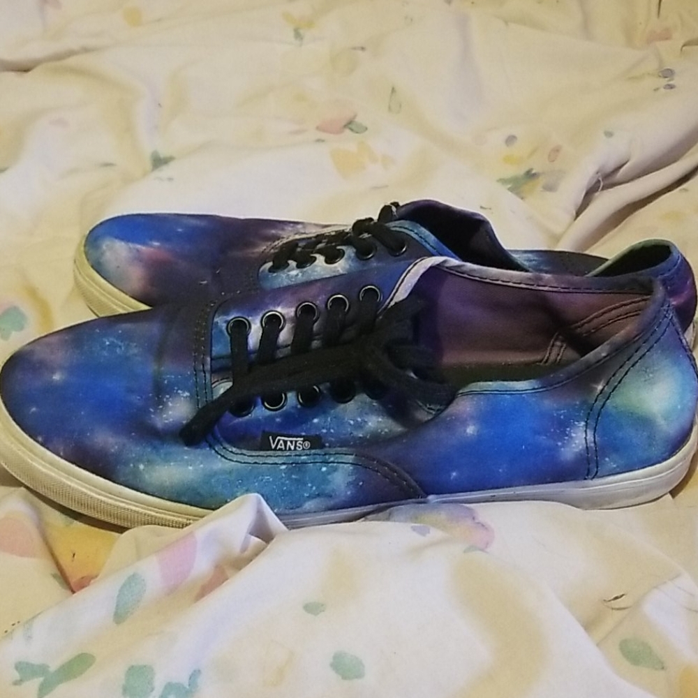 Vans - Picture 4 of 4